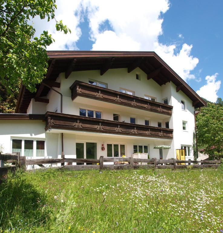 Ferienwohnung Mondial Neustift im Stubaital Extérieur photo